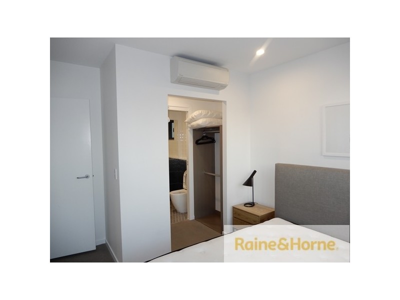 303 / 616 Main Street, Kangaroo Point QLD 4169
