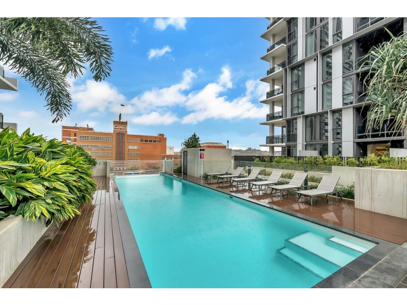 22 Railway Tce, Milton QLD 4064