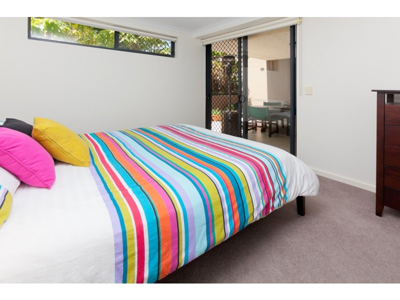 38 Brougham Street, Fairfield QLD 4103