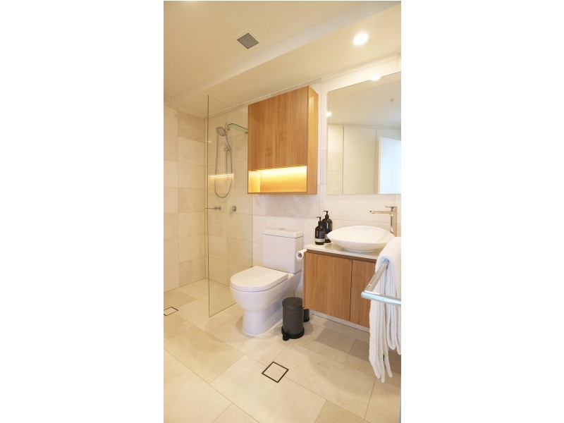 6910/222 Margaret Street, Brisbane City QLD 4000