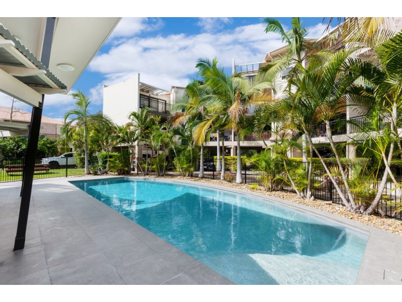 8/55 HARRIES ROAD, Coorparoo QLD 4151