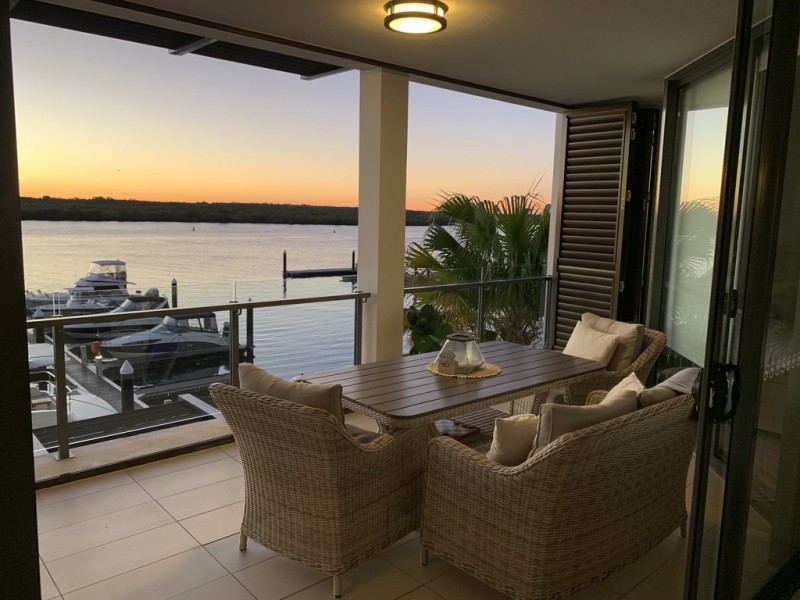 6 Marina Promenade, Paradise Point QLD 4216