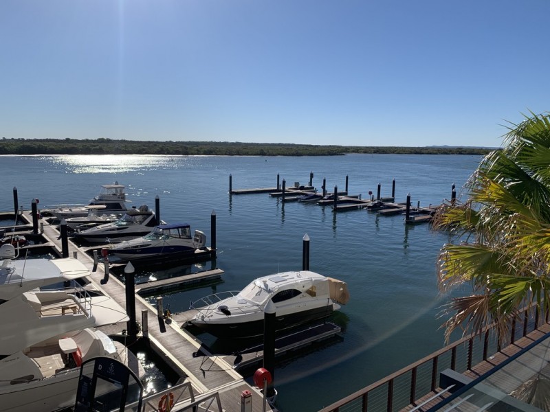 6 Marina Promenade, Paradise Point QLD 4216