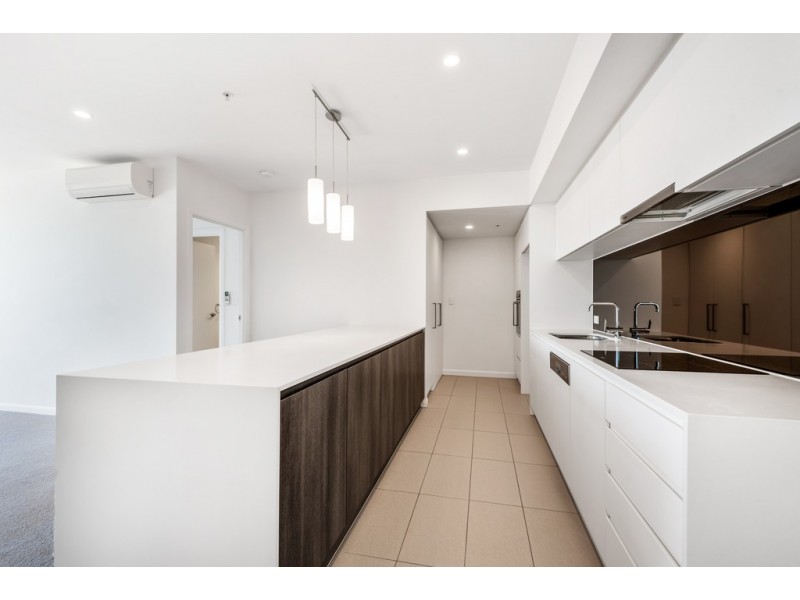 10402/300 Old Cleveland rd, Coorparoo QLD 4151