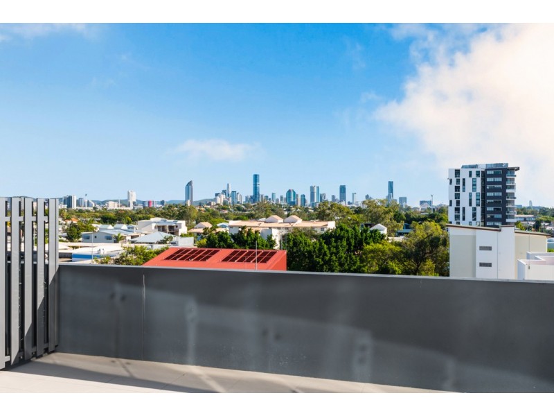 10402/300 Old Cleveland rd, Coorparoo QLD 4151