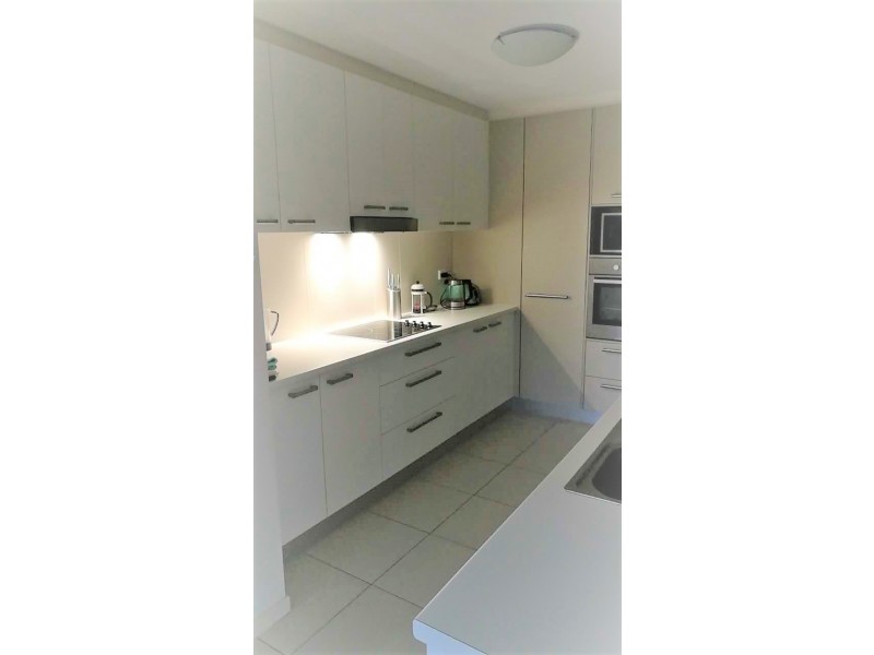 4 13 LOUIS STREET, Redcliffe QLD 4020