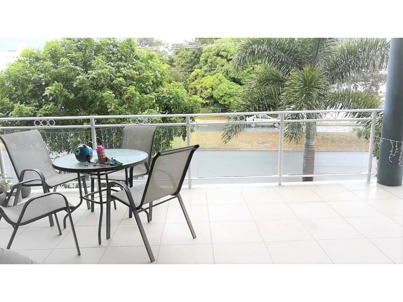 4 13 LOUIS STREET, Redcliffe QLD 4020