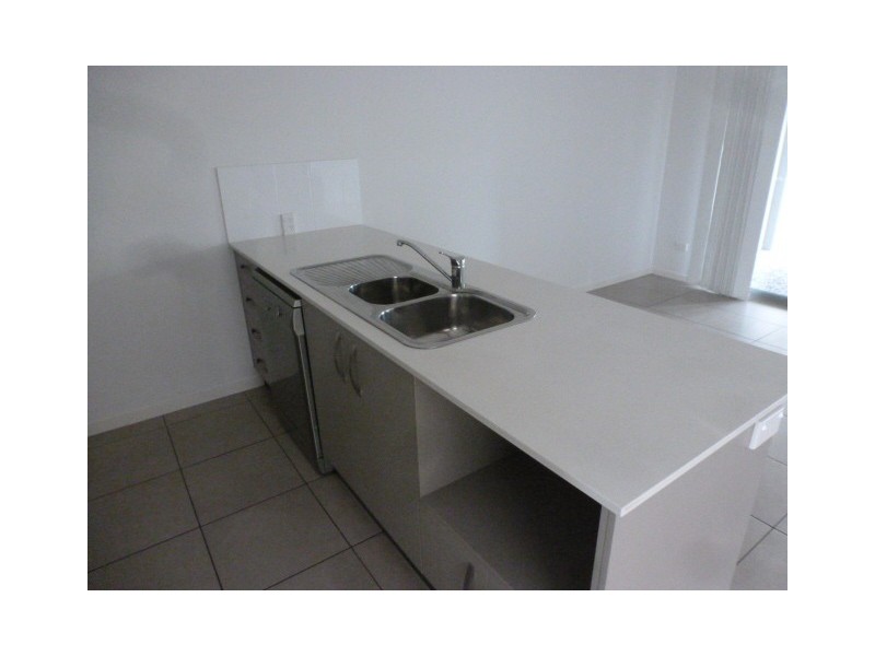 37/86 CARSELGROVE AVENUE, Fitzgibbon QLD 4018