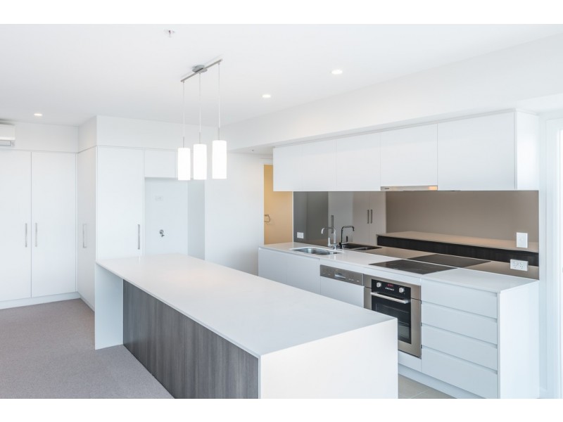 20801/300 Old Cleveland Road, Coorparoo QLD 4151