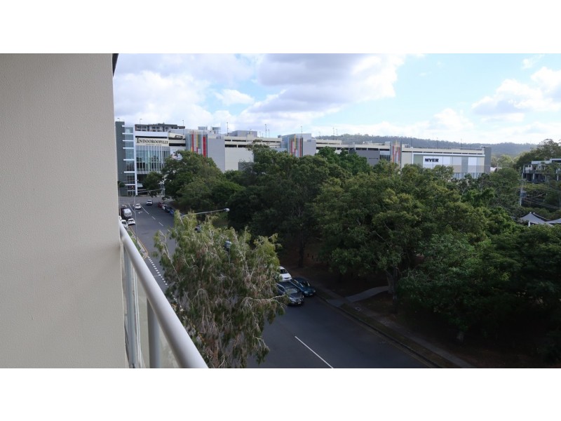 26/8 Belgrave road, Indooroopilly QLD 4068