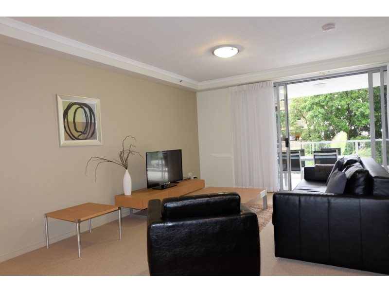 21 CYPRESS AVENUE, Surfers Paradise QLD 4217