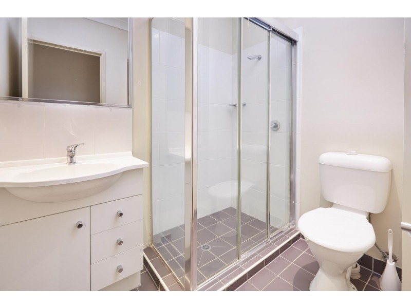 Emery End Room 1848 Logan Road, Upper Mount Gravatt QLD 4122