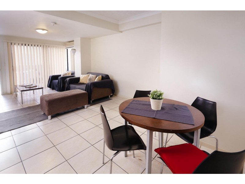 Emery End Room 1848 Logan Road, Upper Mount Gravatt QLD 4122