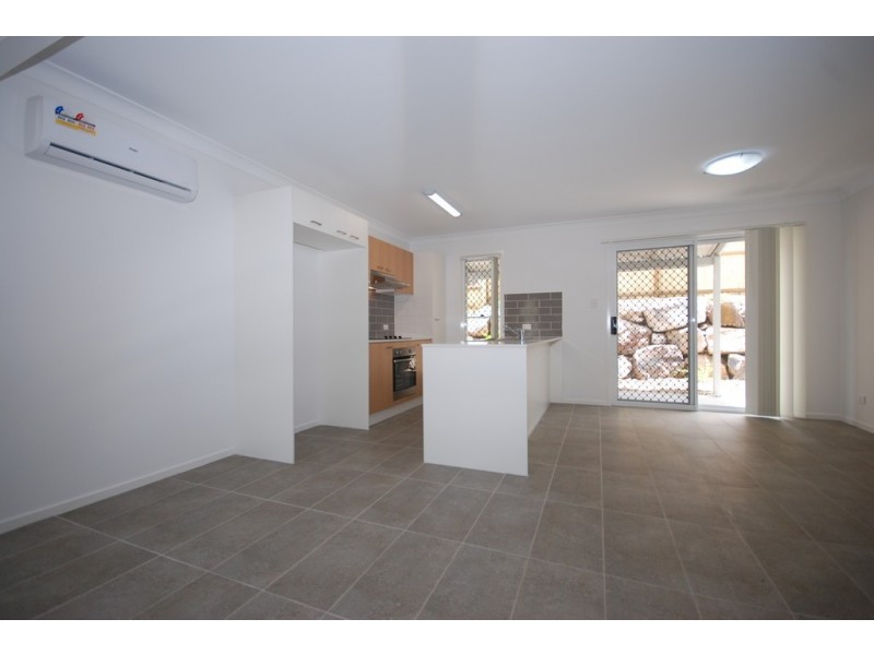 2/280 Government Road, Richlands QLD 4077