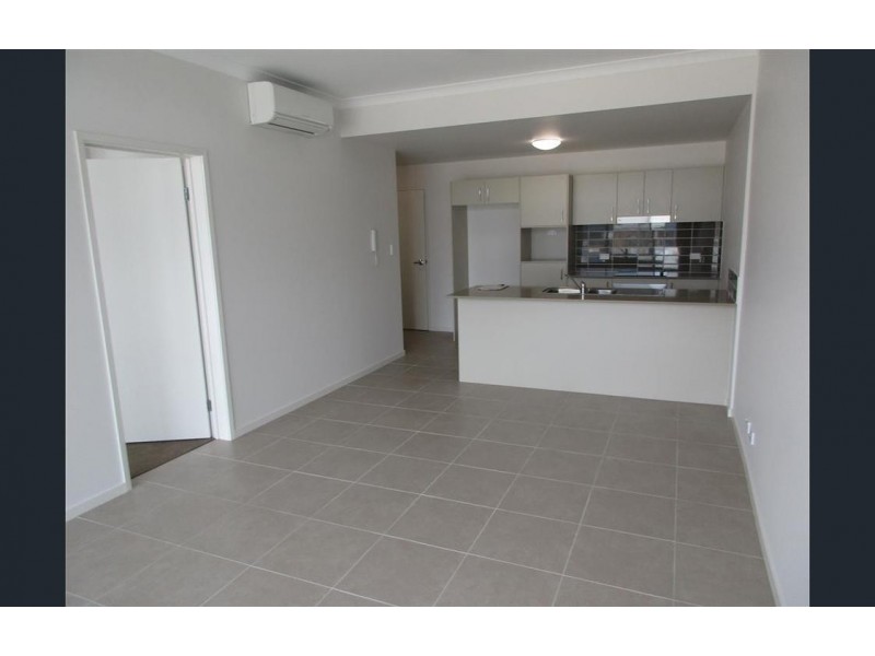 B6/3 McLennan Court, North Lakes QLD 4509