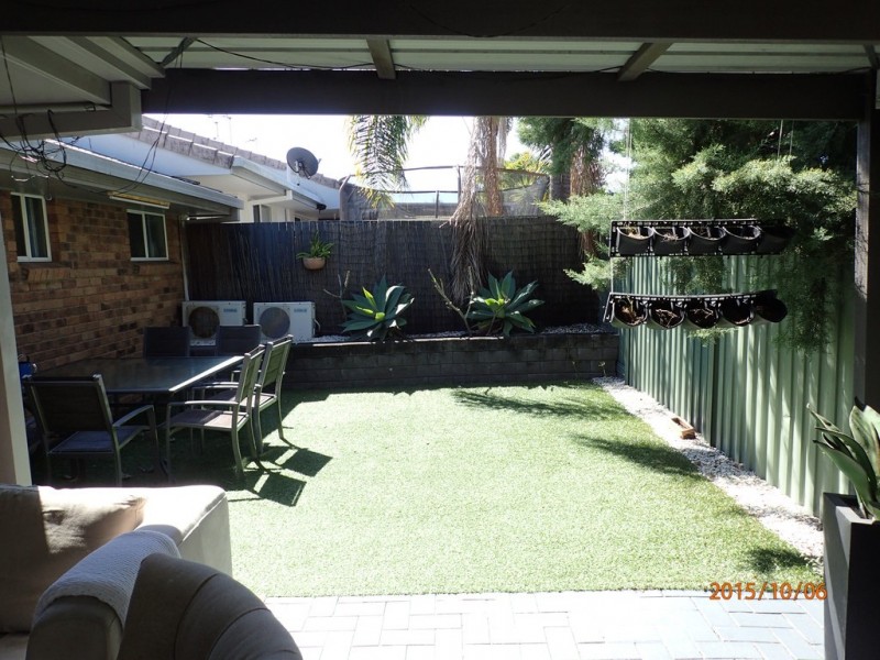8/97 EDMUND RICE DRIVE, Southport QLD 4215
