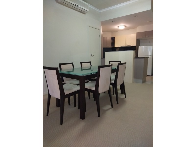 21 CYPRESS AVENUE, Surfers Paradise QLD 4217