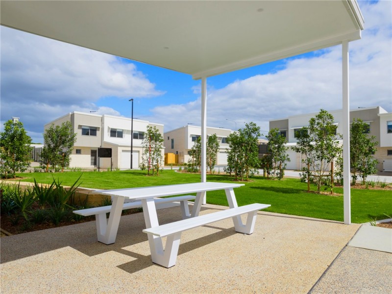 8 / 15 Mayfair Street, Doolandella QLD 4077