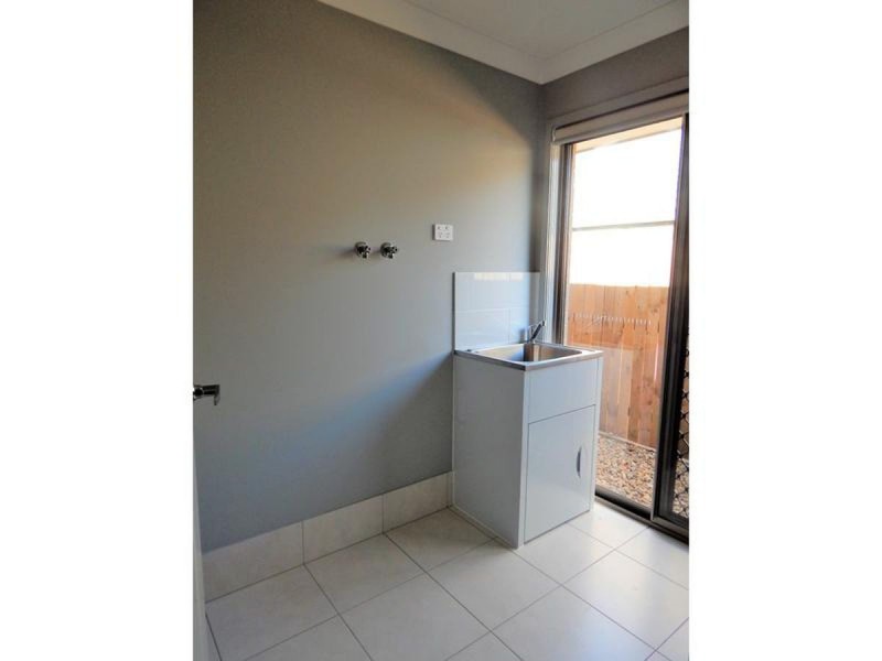 24 Mount Huntley, Park Ridge QLD 4125