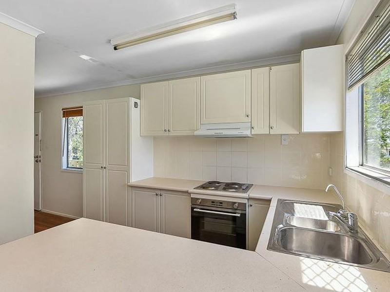 25 Bambil, Crestmead QLD 4132