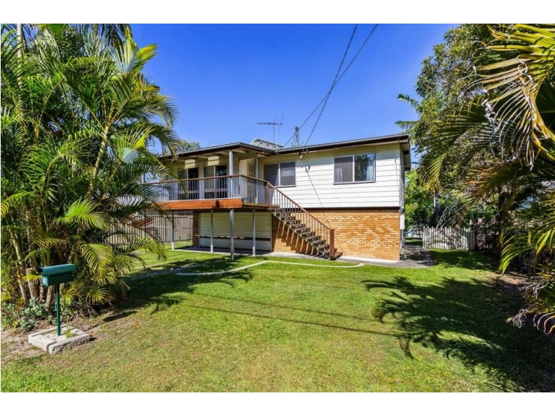 35 Coral Street, Loganlea QLD 4131