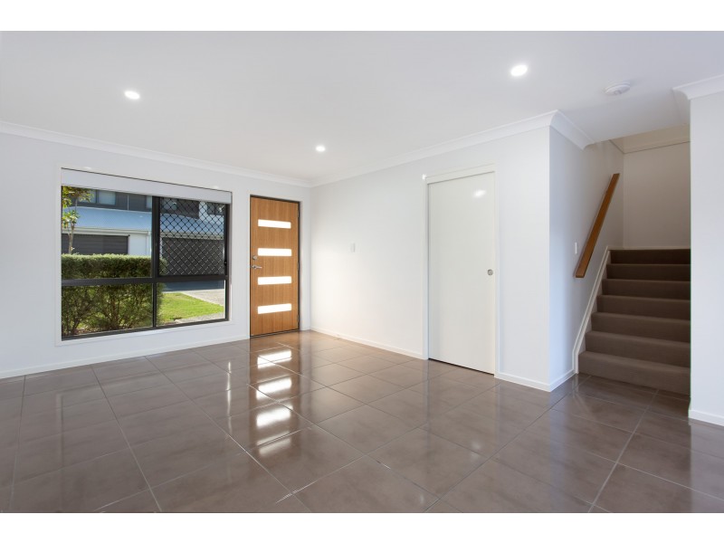 60 Grahams Road, Strathpine QLD 4500