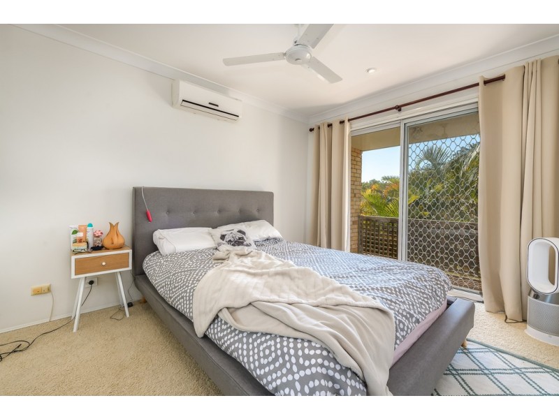 18/33 Edmund Rice Drive, Southport QLD 4215