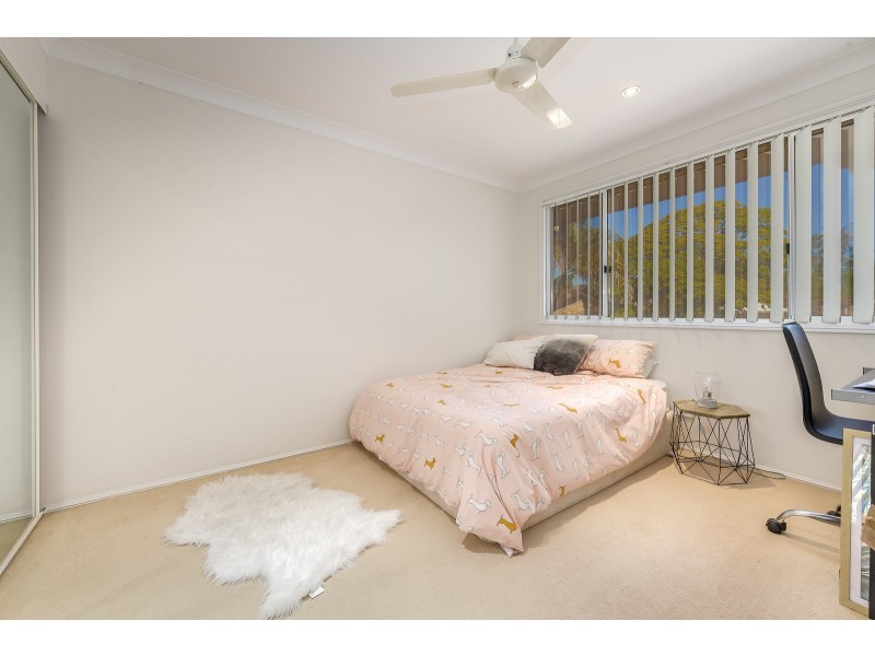 18/33 Edmund Rice Drive, Southport QLD 4215