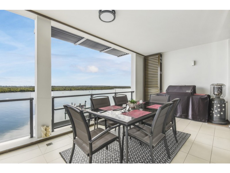 Paradise Point QLD 4216