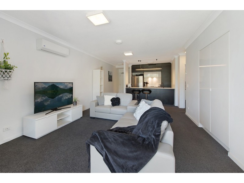 201/59 Latham St, Chermside QLD 4032