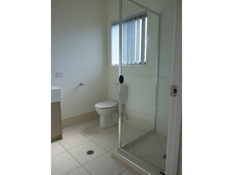 34 Manhattan Crescent, North Lakes QLD 4509