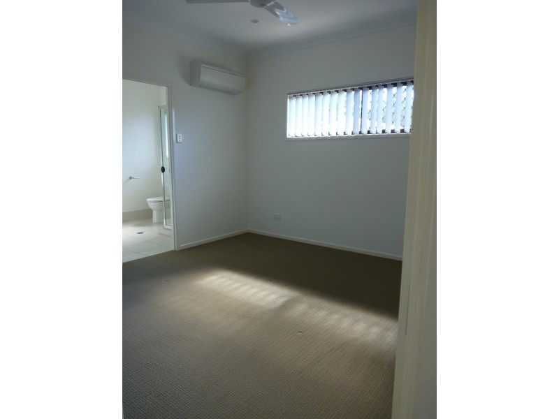 34 Manhattan Crescent, North Lakes QLD 4509