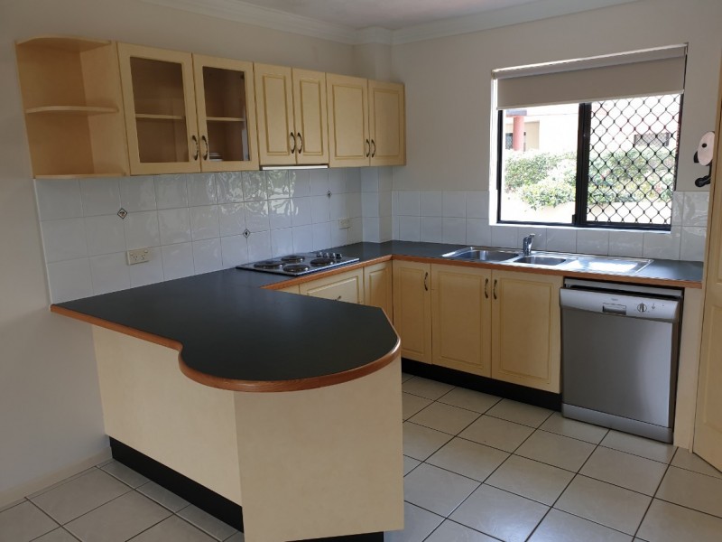 15 Dansie Street, Greenslopes QLD 4120