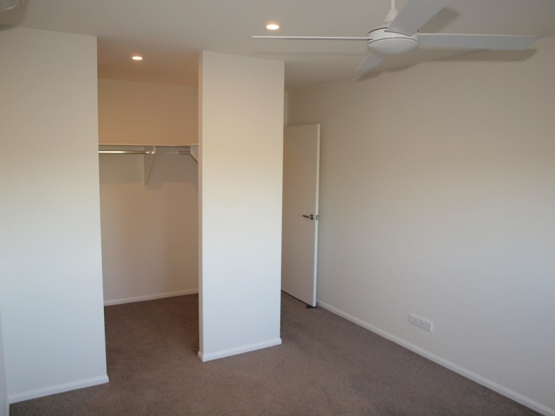 5 Chester Terrace, Southport QLD 4215