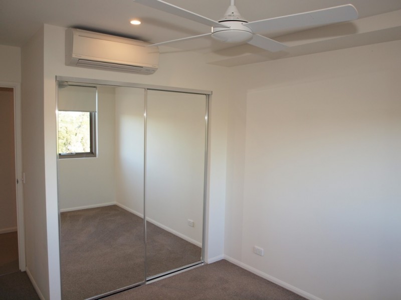 5 Chester Terrace, Southport QLD 4215
