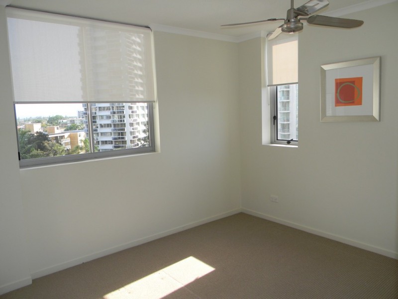 21 CYPRESS AVENUE, Surfers Paradise QLD 4217
