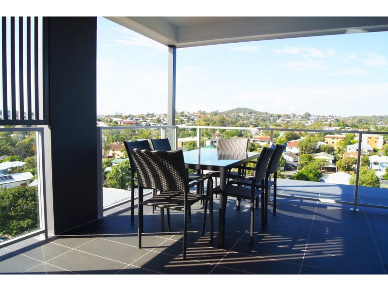 19 Talbot Street, Coorparoo QLD 4151