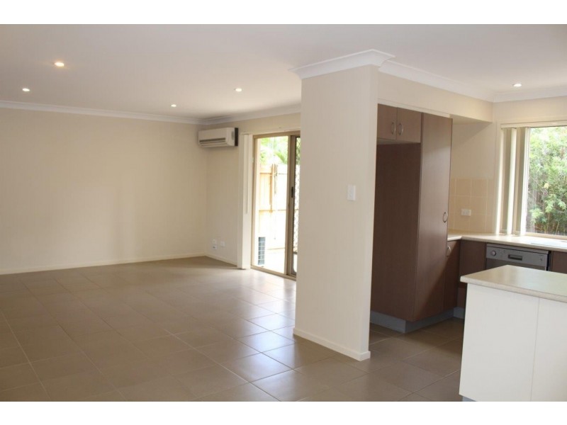 10/06 Canton Court, Manly West QLD 4179