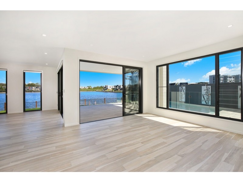 70 Prime Pde, Birtinya QLD 4575
