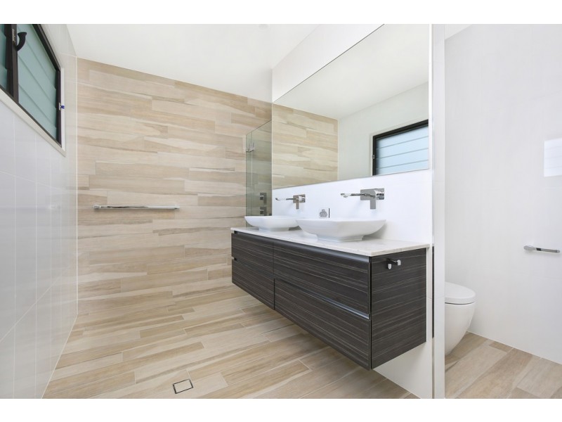 70 Prime Pde, Birtinya QLD 4575