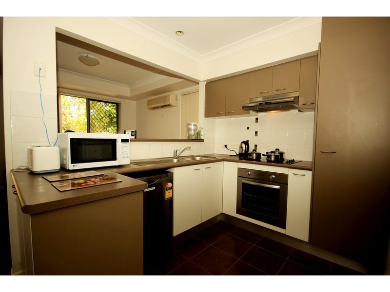 Meadowbrook QLD 4131