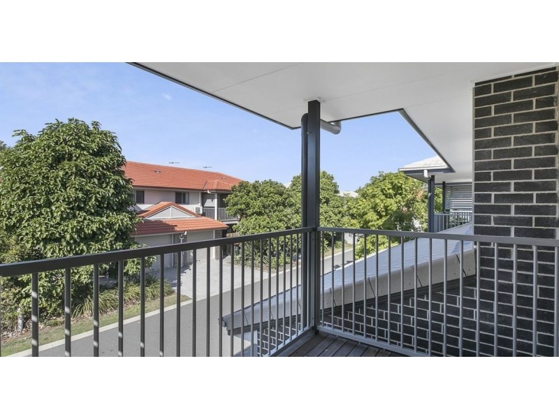 232 Preston Road, Wynnum West QLD 4178
