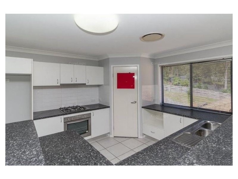 22 Mossman Parade, Waterford QLD 4133