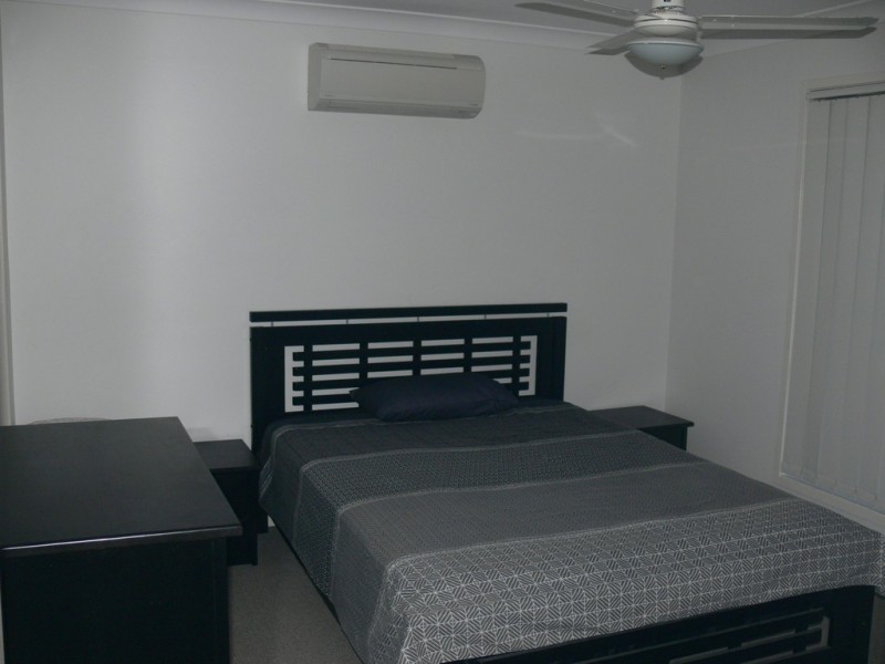 2/19 O’Reilly St, Wakerley QLD 4154