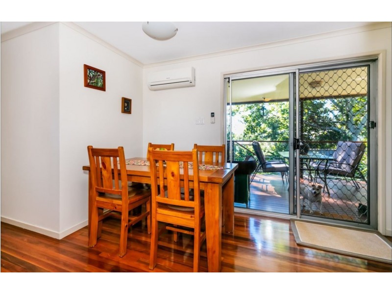 16 Coachwood St, Crestmead QLD 4132