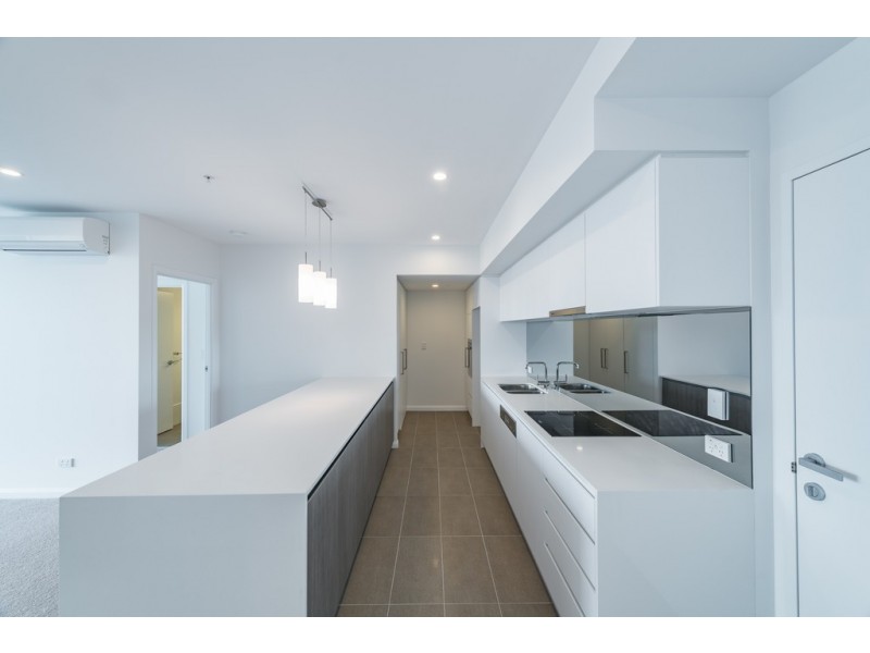 11402/300 Old Cleveland Road, Coorparoo QLD 4151