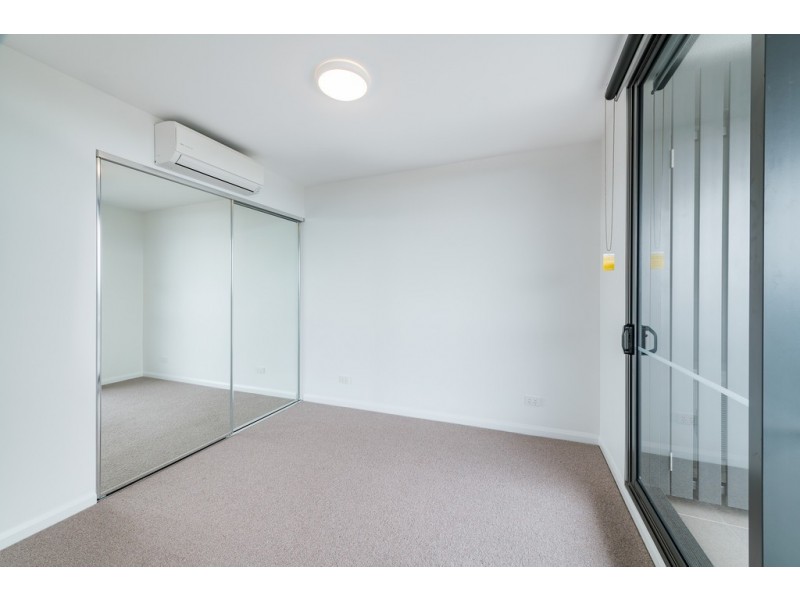 11402/300 Old Cleveland Road, Coorparoo QLD 4151