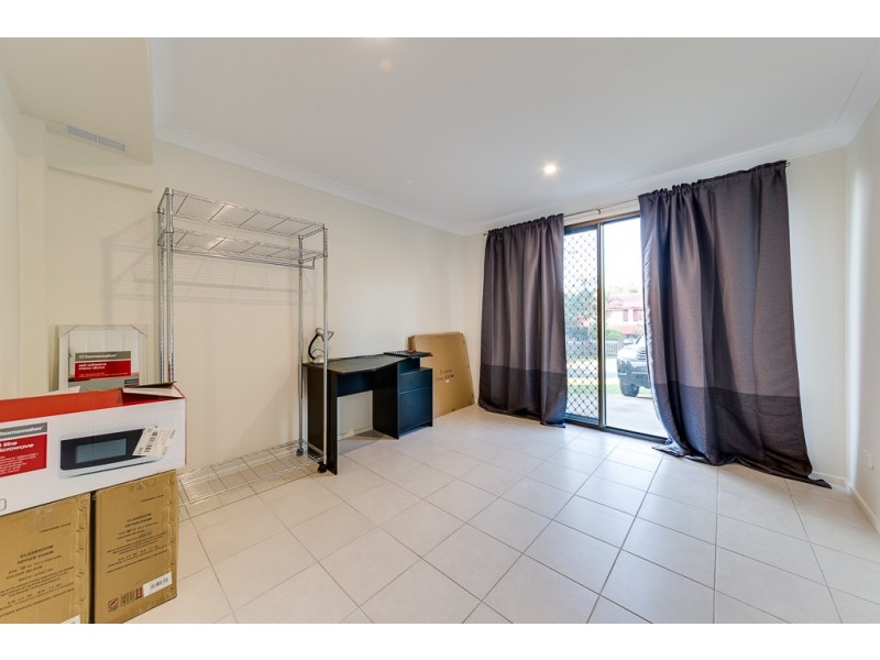 15 metropole, Robertson QLD 4109