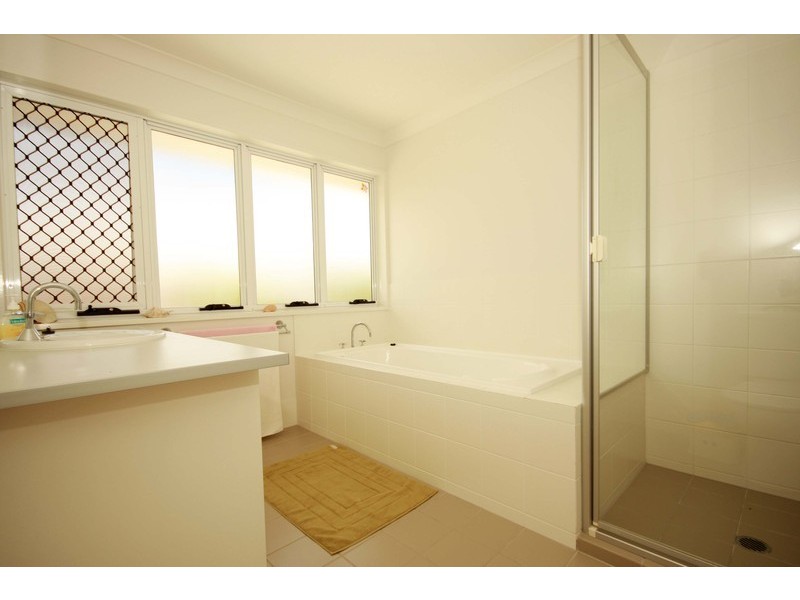 16 Kingsley St, Murarrie QLD 4172