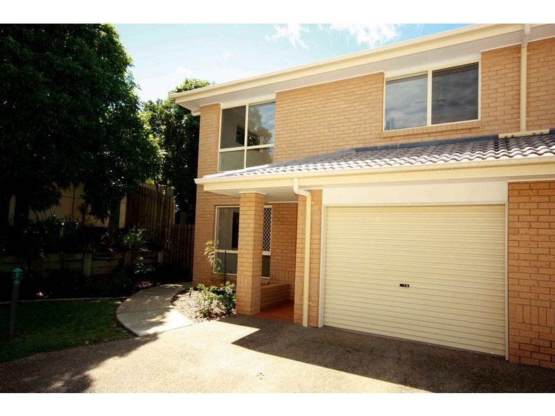 2/320 Manly Road, Manly West QLD 4179